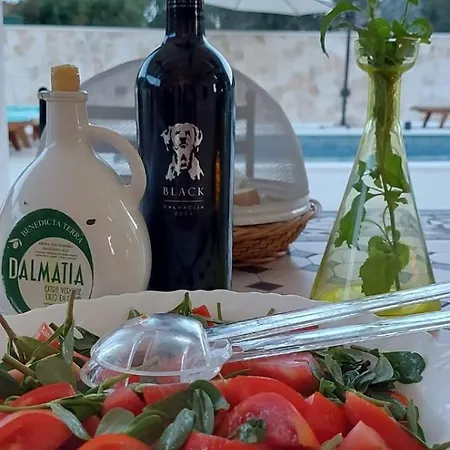 House Bella Luna *